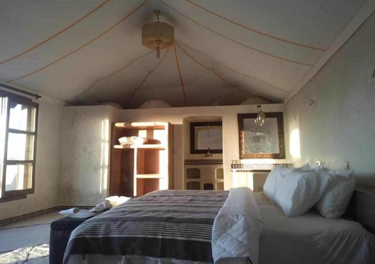 Desert Luxury Camp M'Hamid Bagian luar foto
