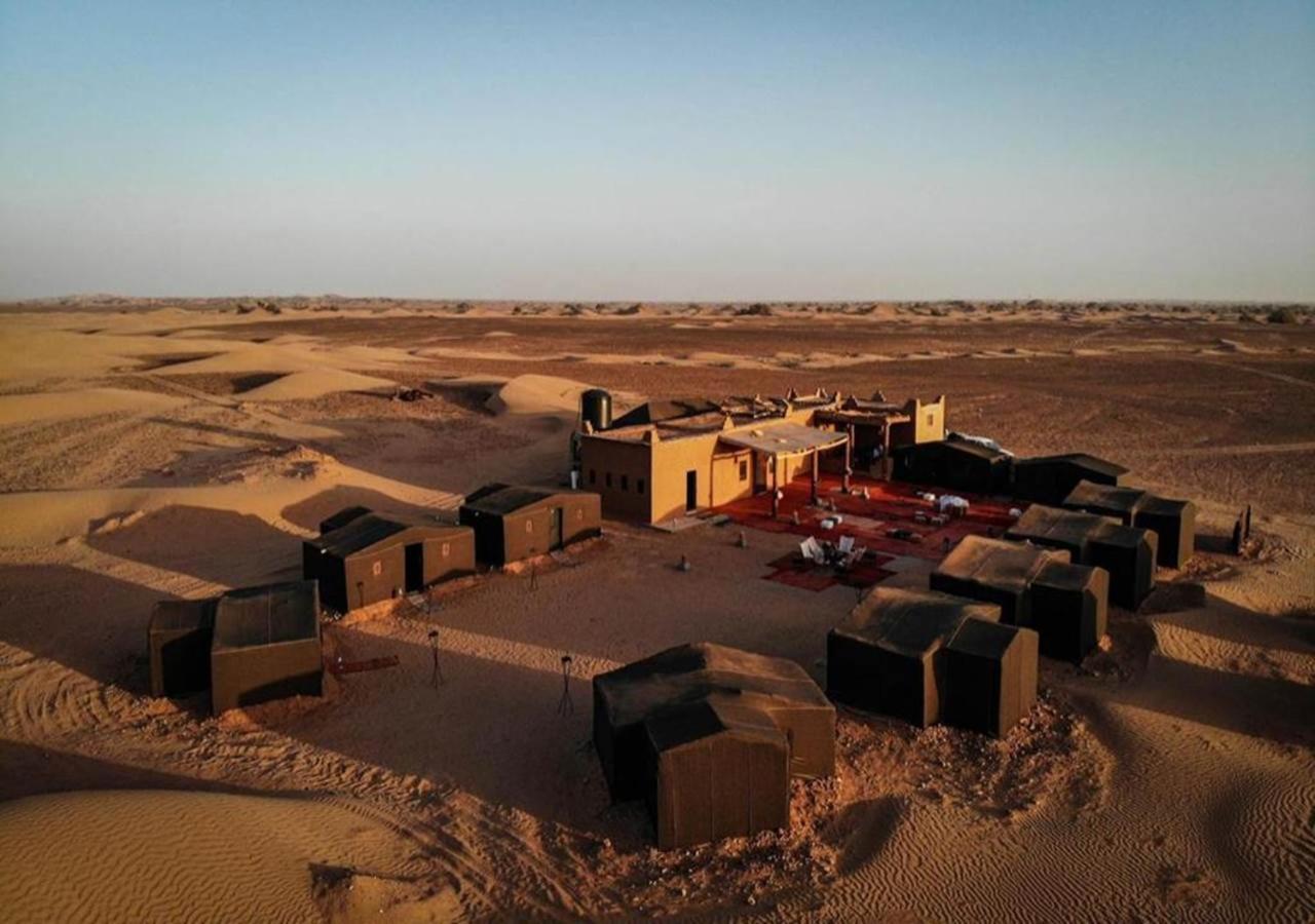 Desert Luxury Camp M'Hamid Bagian luar foto
